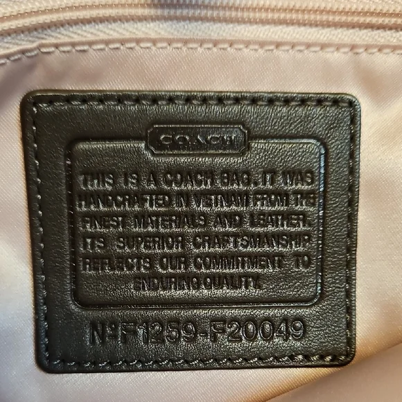 Coach Ashley Dotted Op Art Carryall Bag - Picture 7 of 16